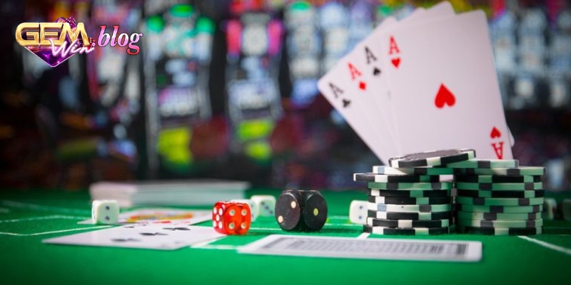 Tiến lên miền Nam là một trong các trò chơi bài truyền thống đặc trưng